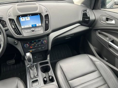 Used 2019 Ford Escape SEL image 31