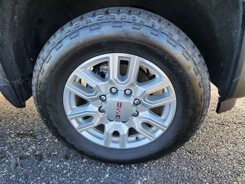 Used 2024 GMC Sierra 3500 SLE w/ SLE Convenience Package image 42