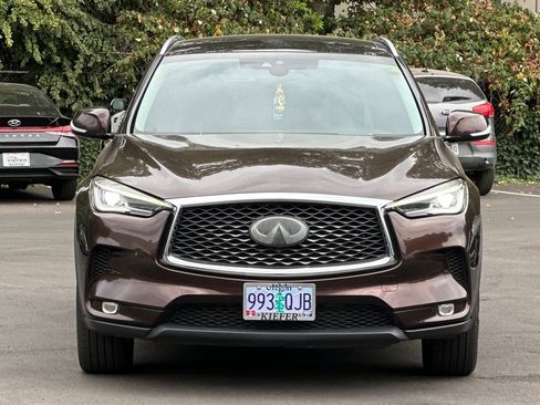 Used 2020 INFINITI QX50 Luxe w/ Navigation Package FWD image 9