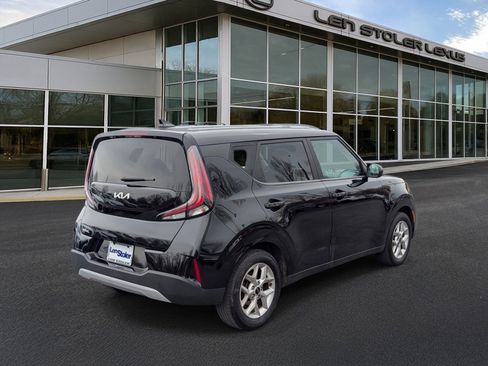 Used 2023 Kia Soul LX w/ Option Group 015 image 3