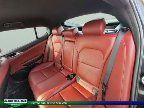 Used 2021 Kia Stinger GT image 18
