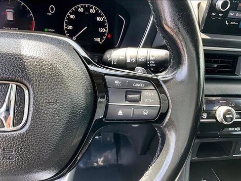 Used 2025 Honda Pilot EX-L image 20