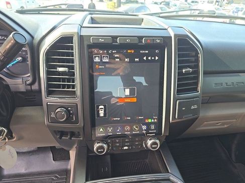 Used 2019 Ford F250 XLT w/ XLT Value Package AWD/4WD image 12