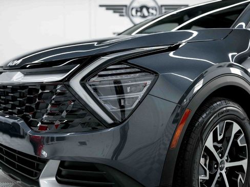 Used 2025 Kia Sportage EX w/ Premium Package image 13