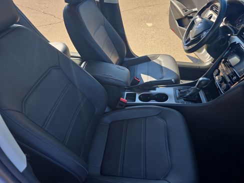 Used 2020 Volkswagen Passat 2.0T SE image 19