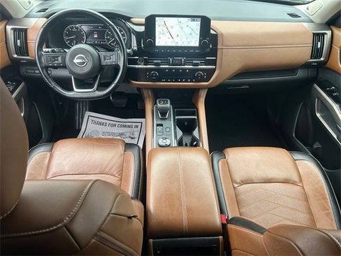 Certified 2023 Nissan Pathfinder Platinum w/ Cargo Package image 10