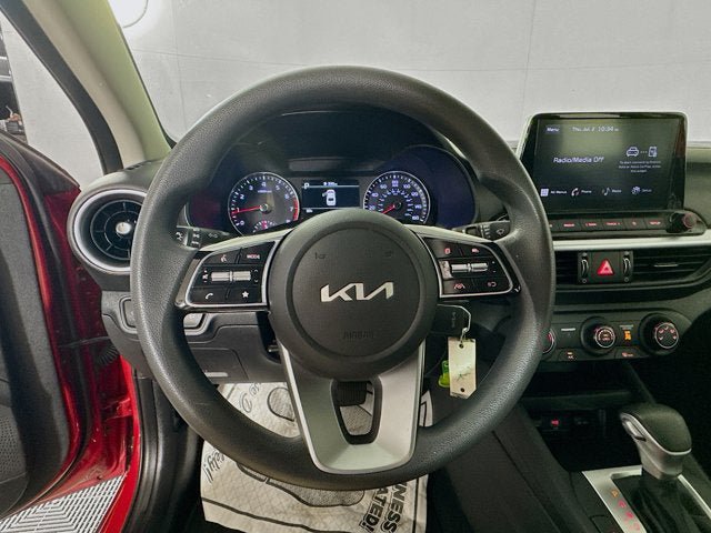 Certified 2023 Kia Forte LXS w/ LXS Technology Package FWD image 11
