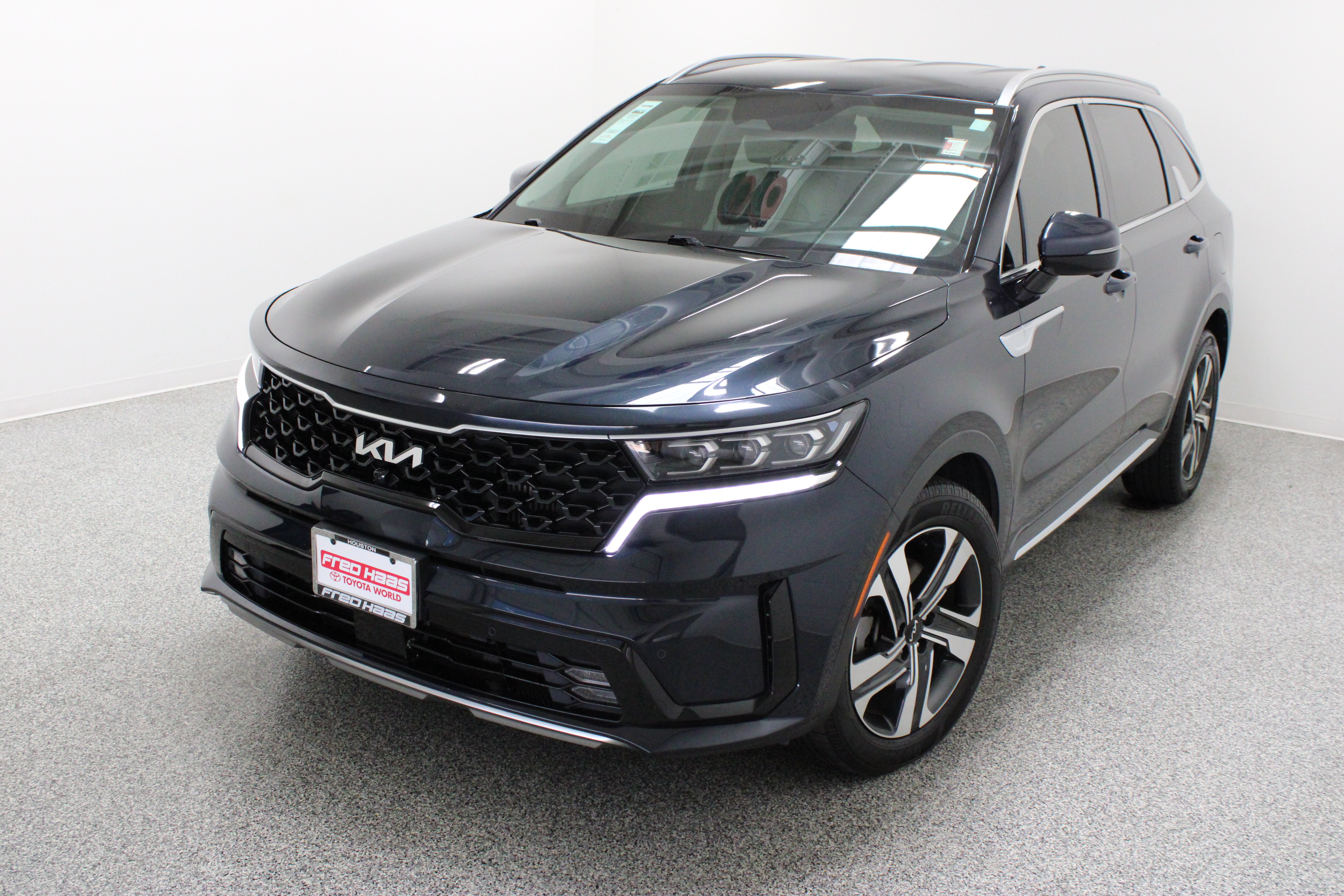 Used 2022 Kia Sorento SX Prestige AWD/4WD image 2
