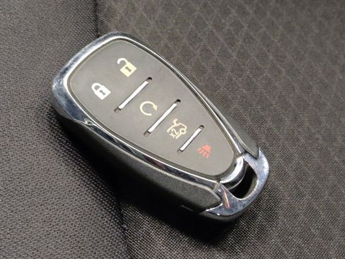 Used 2025 Chevrolet Malibu LS FWD image 32