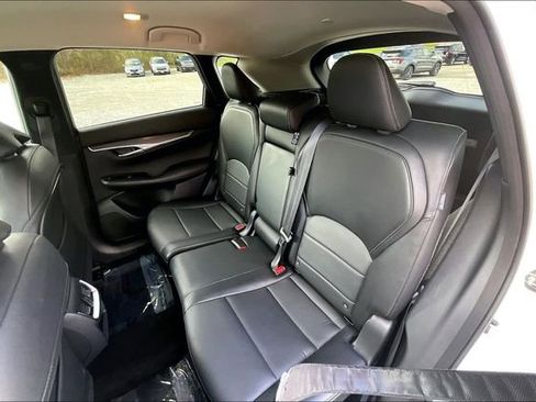 Used 2023 INFINITI QX50 Pure AWD/4WD image 26
