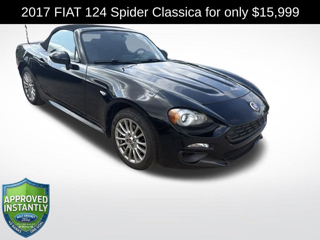 Used 2017 FIAT 124 Spider Classica RWD image 1