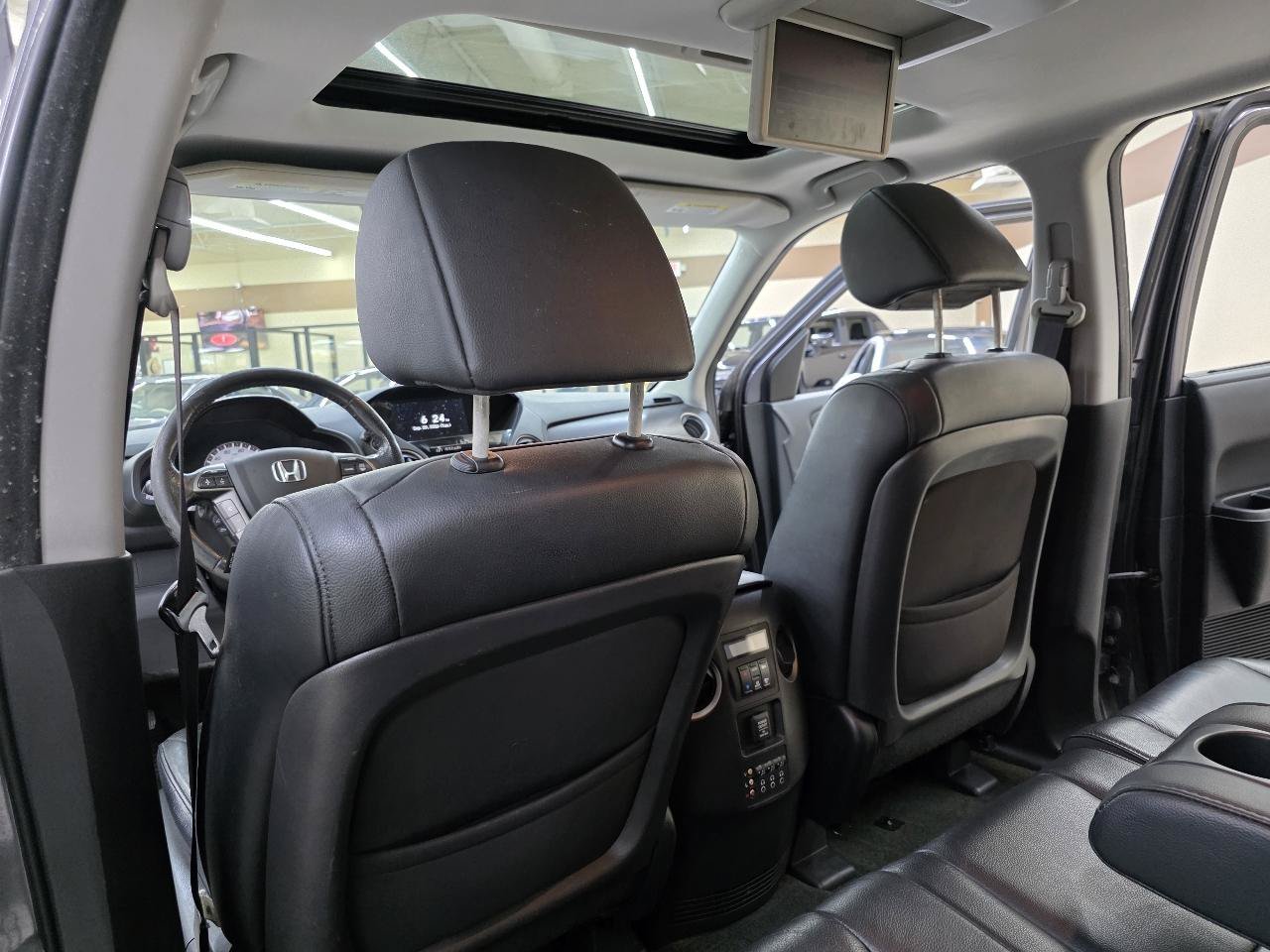 Used 2015 Honda Pilot Touring image 26