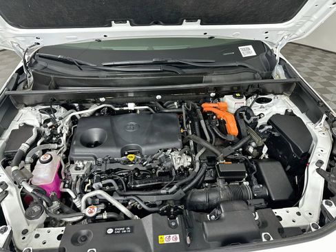Used 2023 Toyota RAV4 SE w/ Weather & Moonroof Package AWD/4WD image 31