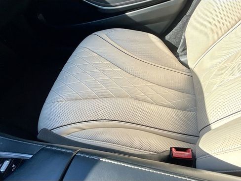 Used 2019 Mercedes-Benz S 560 4MATIC Sedan image 22