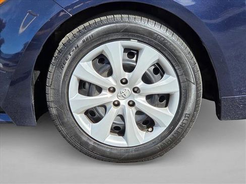 Used 2023 Toyota Corolla LE image 23
