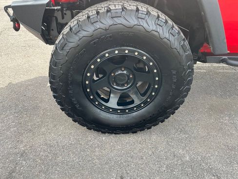 Used 2015 Jeep Wrangler Unlimited Sport w/ Quick Order Package 24S image 38