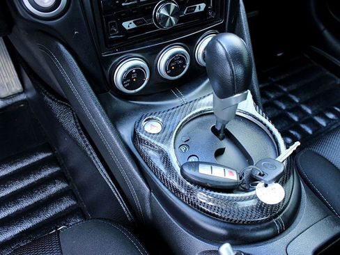 Used 2014 Nissan 370Z Coupe image 14