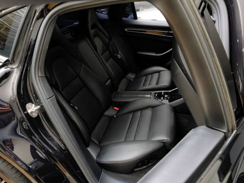 Used 2023 Porsche Panamera 4 Platinum Edition AWD/4WD image 39