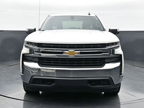 Used 2020 Chevrolet Silverado 1500 LT w/ Trailering Package image 2