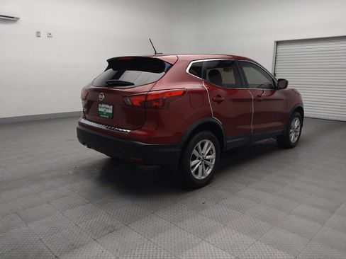 Used 2019 Nissan Rogue Sport S w/ Appearance Package image 9