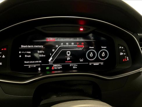 Used 2022 Audi RS 6 w/ Executive Package AWD/4WD image 21
