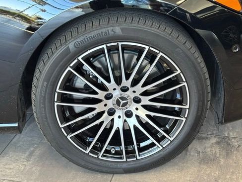 Used 2025 Mercedes-Benz C 300 Sedan image 33