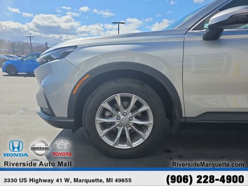 Used 2024 Honda CR-V EX image 11