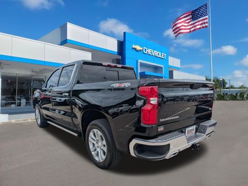 Used 2025 Chevrolet Silverado 1500 LTZ w/ LTZ Premium Package AWD/4WD image 5