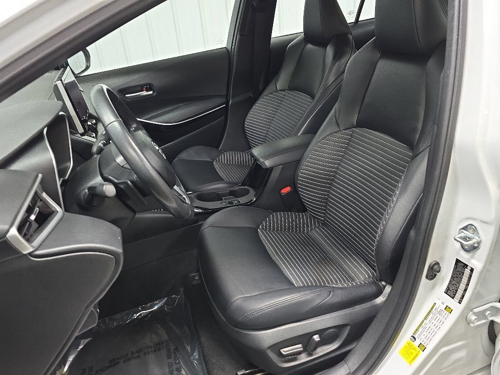Used 2023 Toyota Corolla XSE FWD image 29