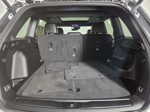 Certified 2025 Jeep Grand Cherokee Limited w/ Luxury Tech Group II image 25