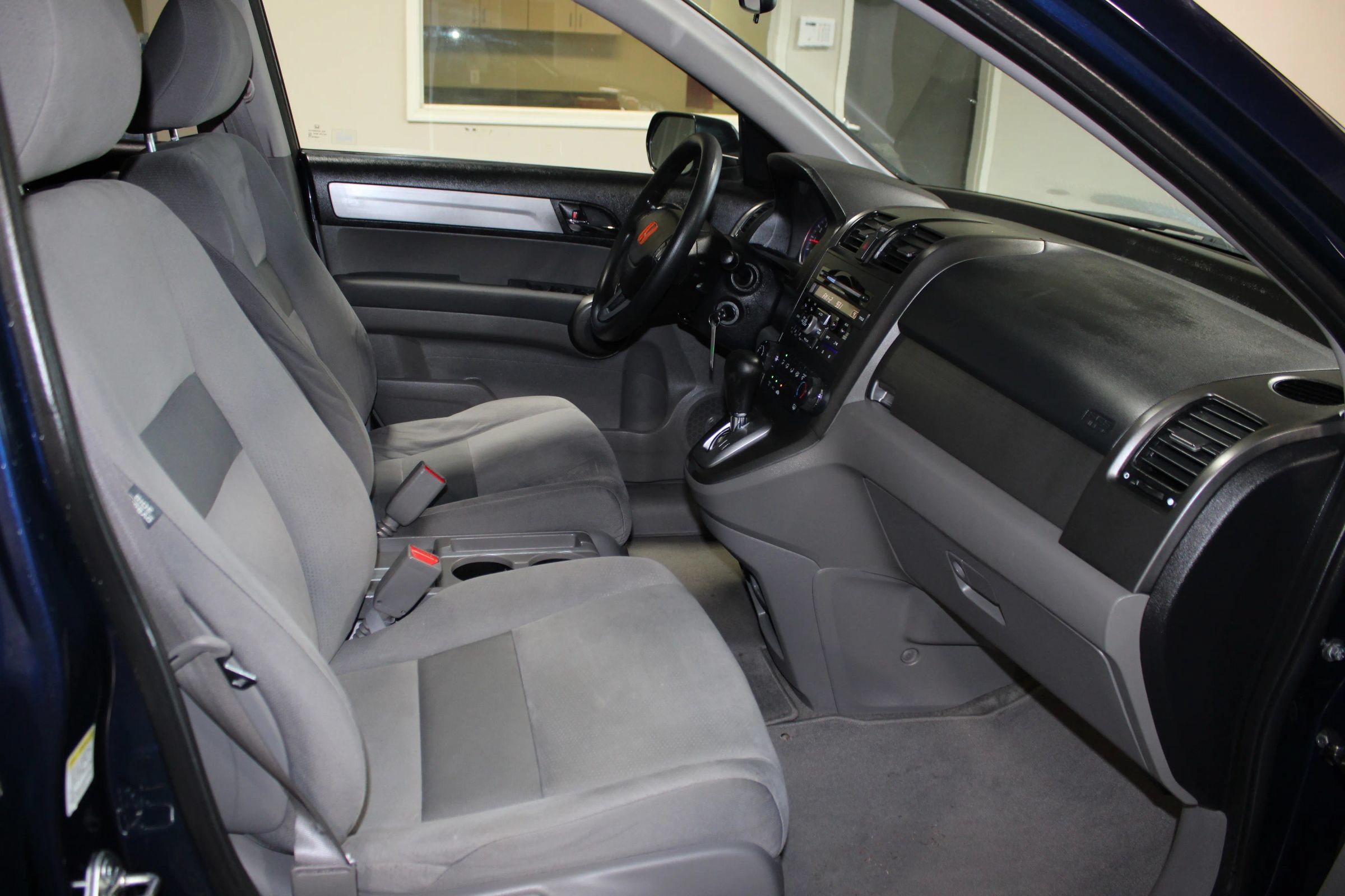 Used 2011 Honda CR-V SE image 24