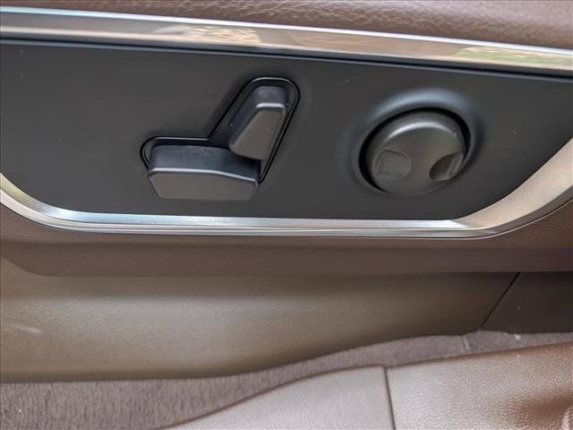 Used 2026 RAM 1500 Laramie AWD/4WD image 31