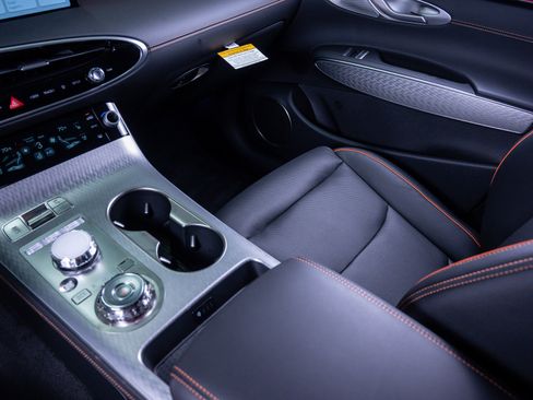 New 2026 Genesis GV70 2.5T Sport Prestige image 28