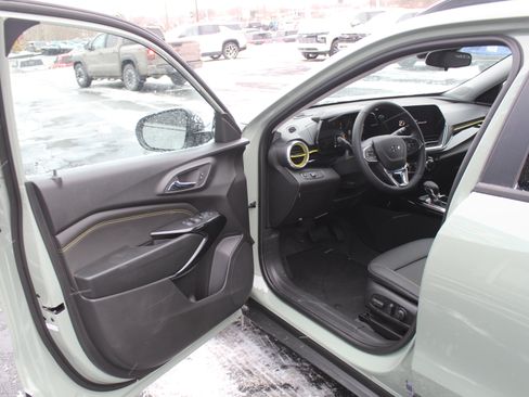 New 2026 Chevrolet Trax ACTIV w/ Driver Confidence Package image 8