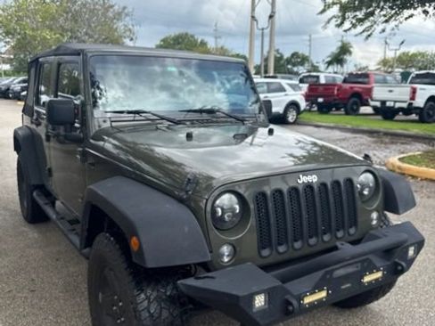Used 2016 Jeep Wrangler Unlimited Sport w/ Quick Order Package 24S AWD/4WD image 3
