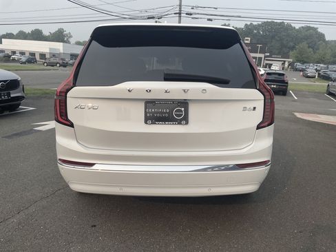 Certified 2025 Volvo XC90 B6 Ultra AWD/4WD image 5