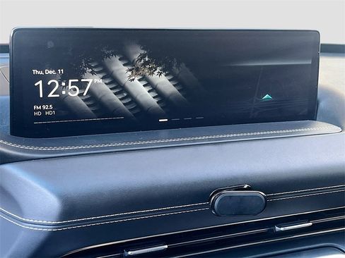 Used 2022 Genesis GV80 2.5T w/ Prestige Package 04 image 15