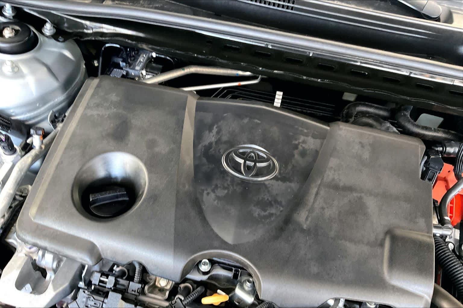 Used 2025 Toyota Camry LE FWD image 34
