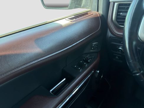 Used 2022 Ford Expedition Limited AWD/4WD image 25