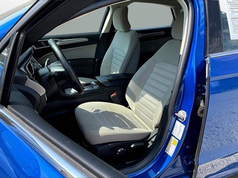 Used 2018 Ford Fusion S image 16