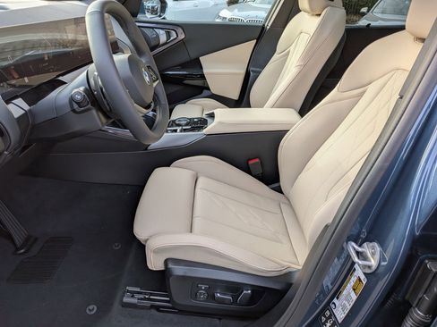 New 2026 BMW X3 xDrive30 w/ Convenience Package image 14