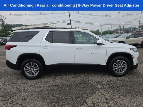 Certified 2023 Chevrolet Traverse LT AWD/4WD image 3