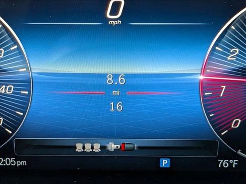 New 2026 Mercedes-Benz GLB 250 4MATIC image 10