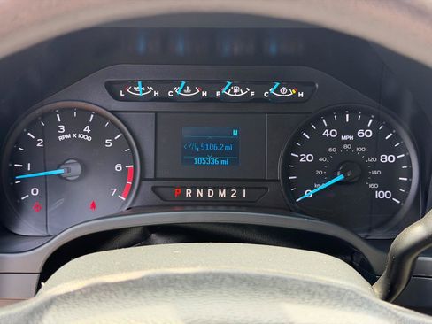 Used 2022 Ford F250 XL w/ Power Equipment Group RWD image 23