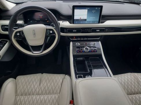 Certified 2023 Lincoln Aviator Black Label w/ Dynamic Handling Package AWD/4WD image 26