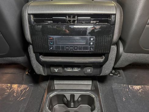 New 2026 Jeep Grand Wagoneer L Limited image 27