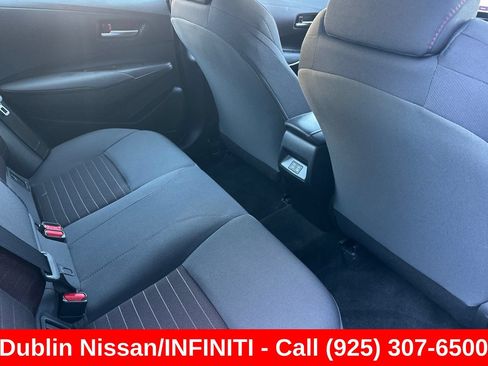 Used 2024 Toyota Corolla SE w/ SE Premium Package FWD image 18