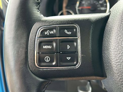 Used 2017 Jeep Wrangler Unlimited Sahara w/ Dual Top Group AWD/4WD image 20