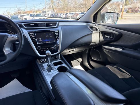 Used 2018 Nissan Murano SV image 22