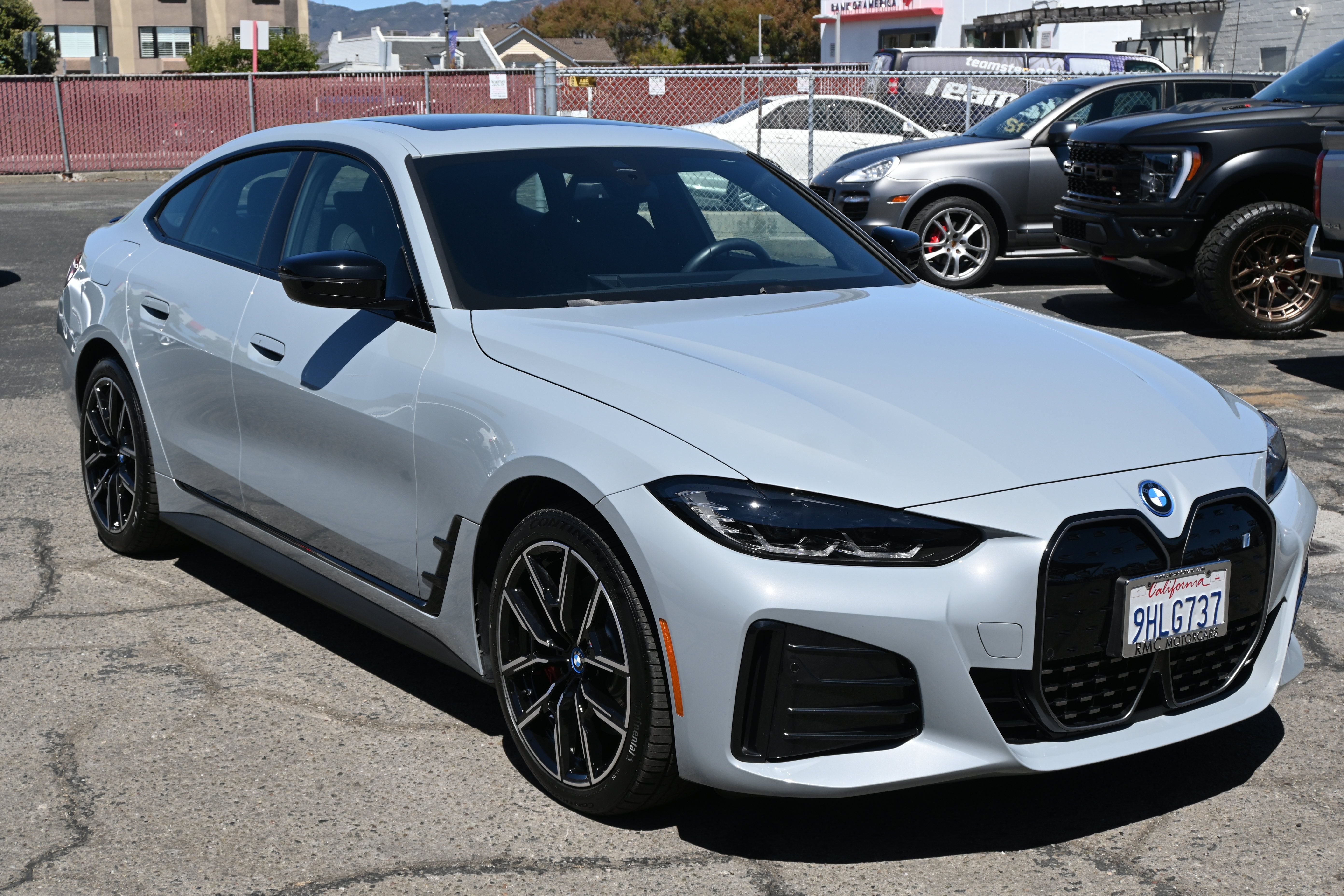 Used 2023 BMW i4 eDrive40 w/ M Sport Package RWD image 2